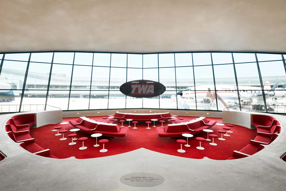 The Sunken Lounge (TWA Hotel), bar in New York City (photo 1)