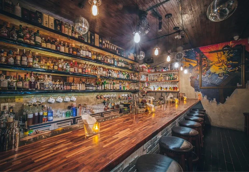 EPIC, bar in Shanghai (photo 1)