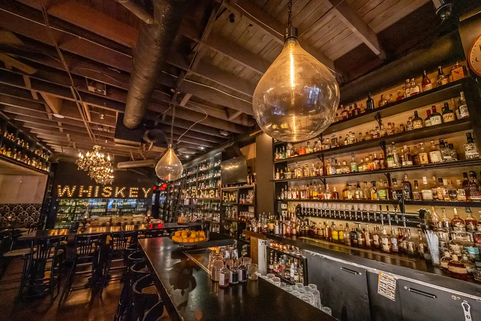 Whiskey House, bar in San Diego (photo 1)