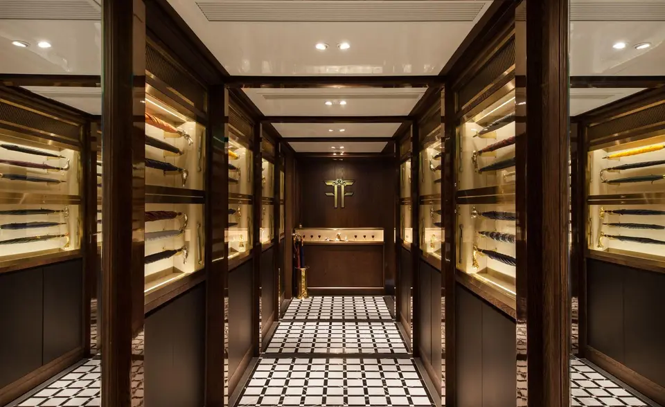 Foxglove, bar in Hong Kong (photo 1)