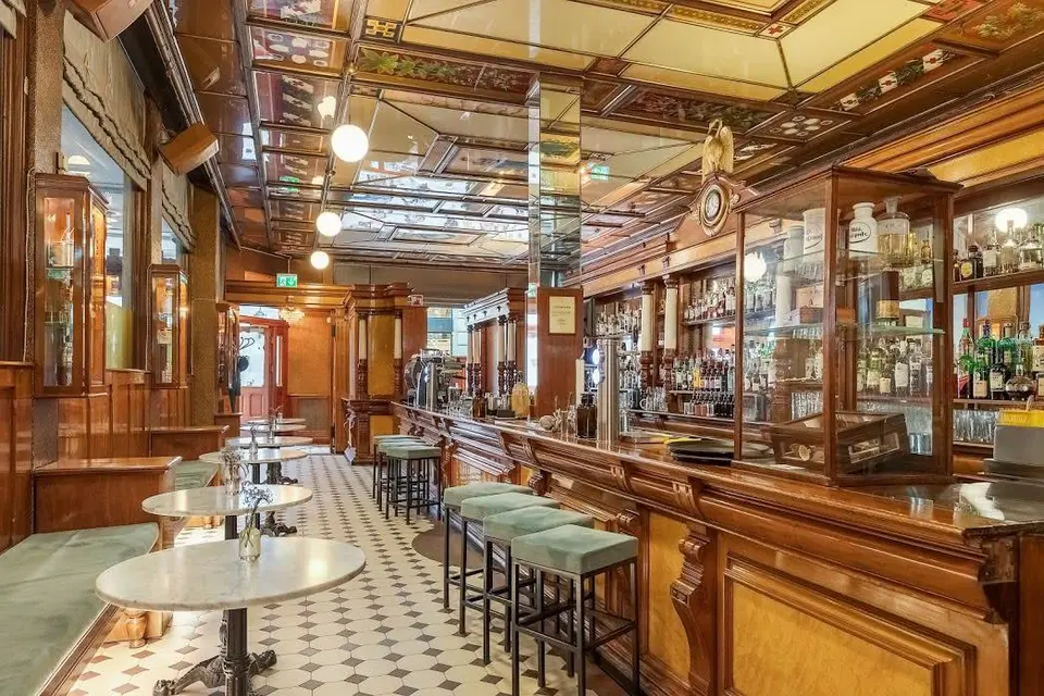 Svanen, bar in Oslo (photo 1)