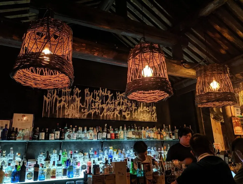 Mao Mao Chong, bar in Beijing (photo 1)