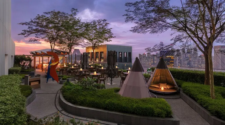 Mr. Stork, bar in Singapore (photo 1)