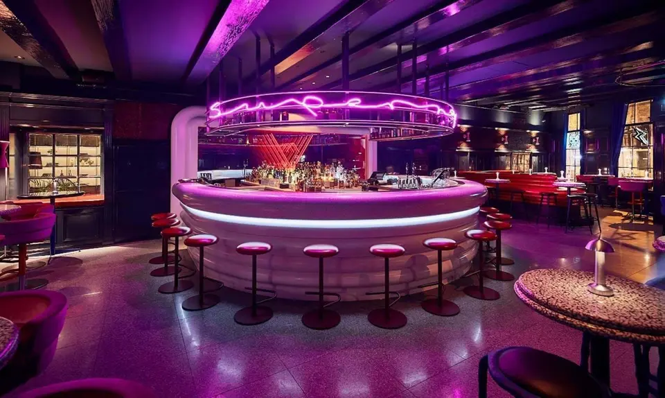 Super Lyan, bar in Amsterdam (photo 1)