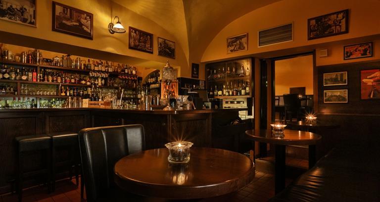Hemingway Bar - Thumbnail 2