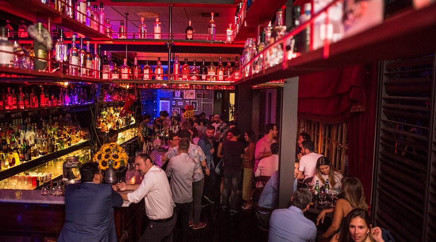 Red Luxury Bar - Thumbnail 2