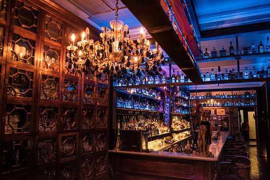 Red Luxury Bar - Image 1