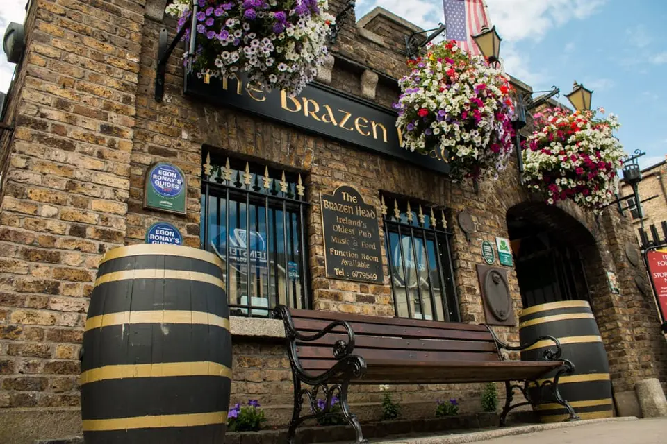 The Brazen Head, bar in Dublin (photo 1)